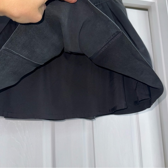 Banana Republic Lamb Leather Pleated Mini Skirt Black 6 - Picture 7 of 9